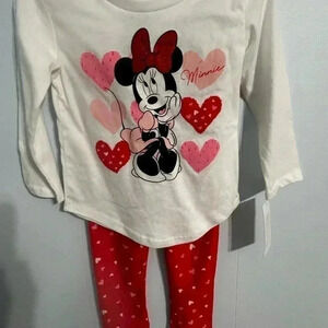 Size2T‎ kids matching outfit. Minnie mouse. NWT. Perfect for Valentine’s …